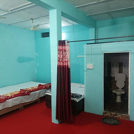 Shri Gamya Guest House Ujjain Eksteriør billede