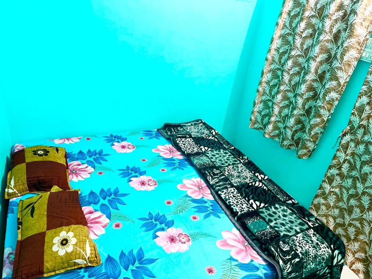 Shri Gamya Guest House Ujjain Eksteriør billede